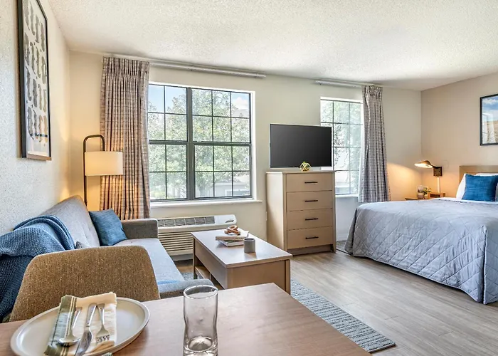 Intown Suites Extended Stay Greensboro Nc - Airport